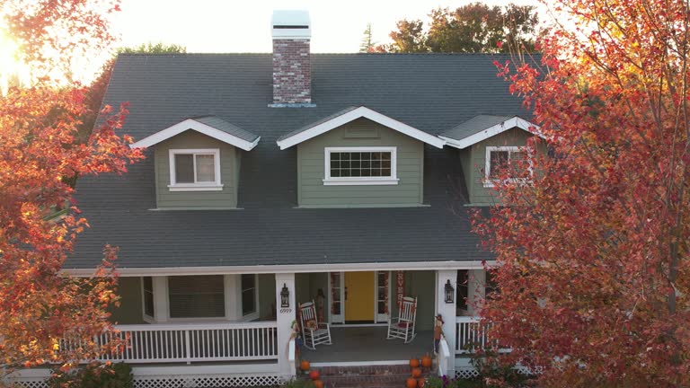 Best Roof Moss and Algae Removal  in Glasgow, MO